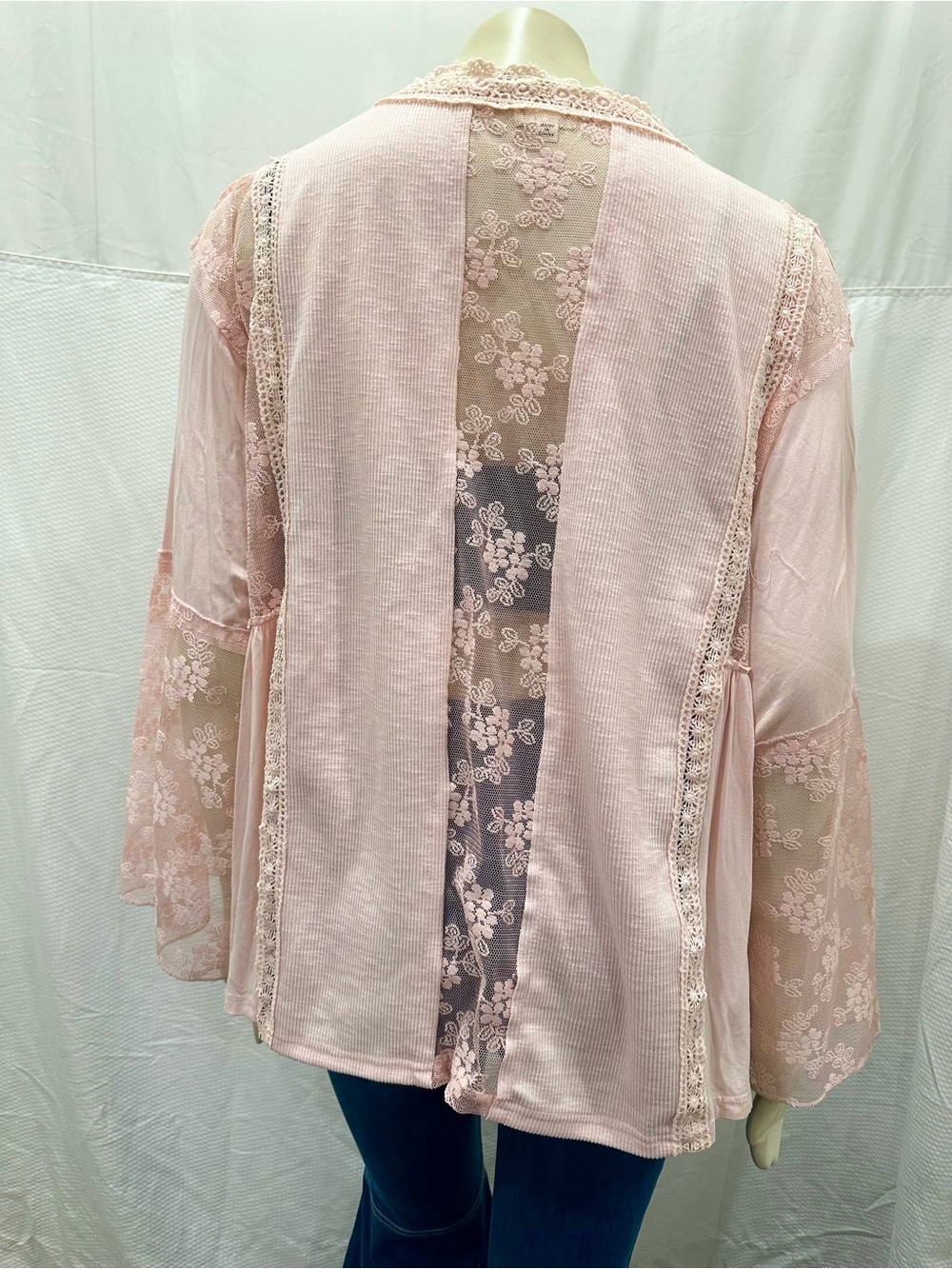 NWOT POL Long Sleeve Pink Lace-Trim Open Cardigan Kimono - Picture 2 of 7